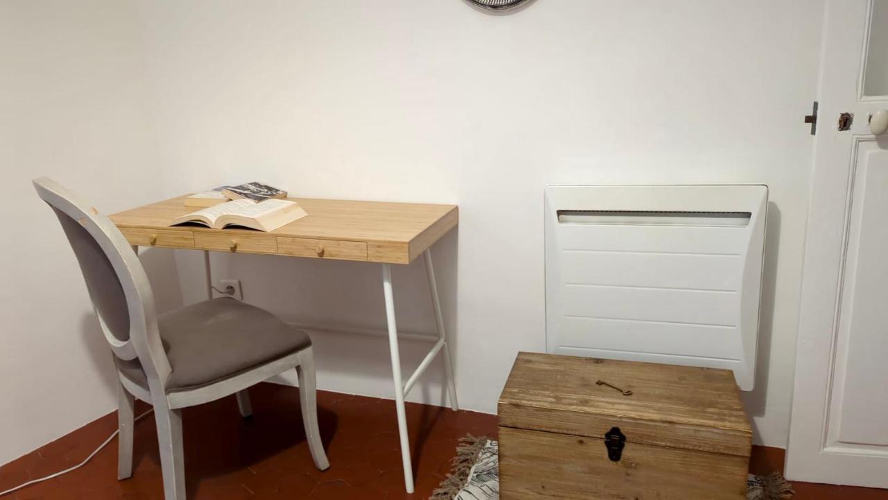 Typique - 2 Bedrooms,Typical Apartment-Old Town Ницца Экстерьер фото